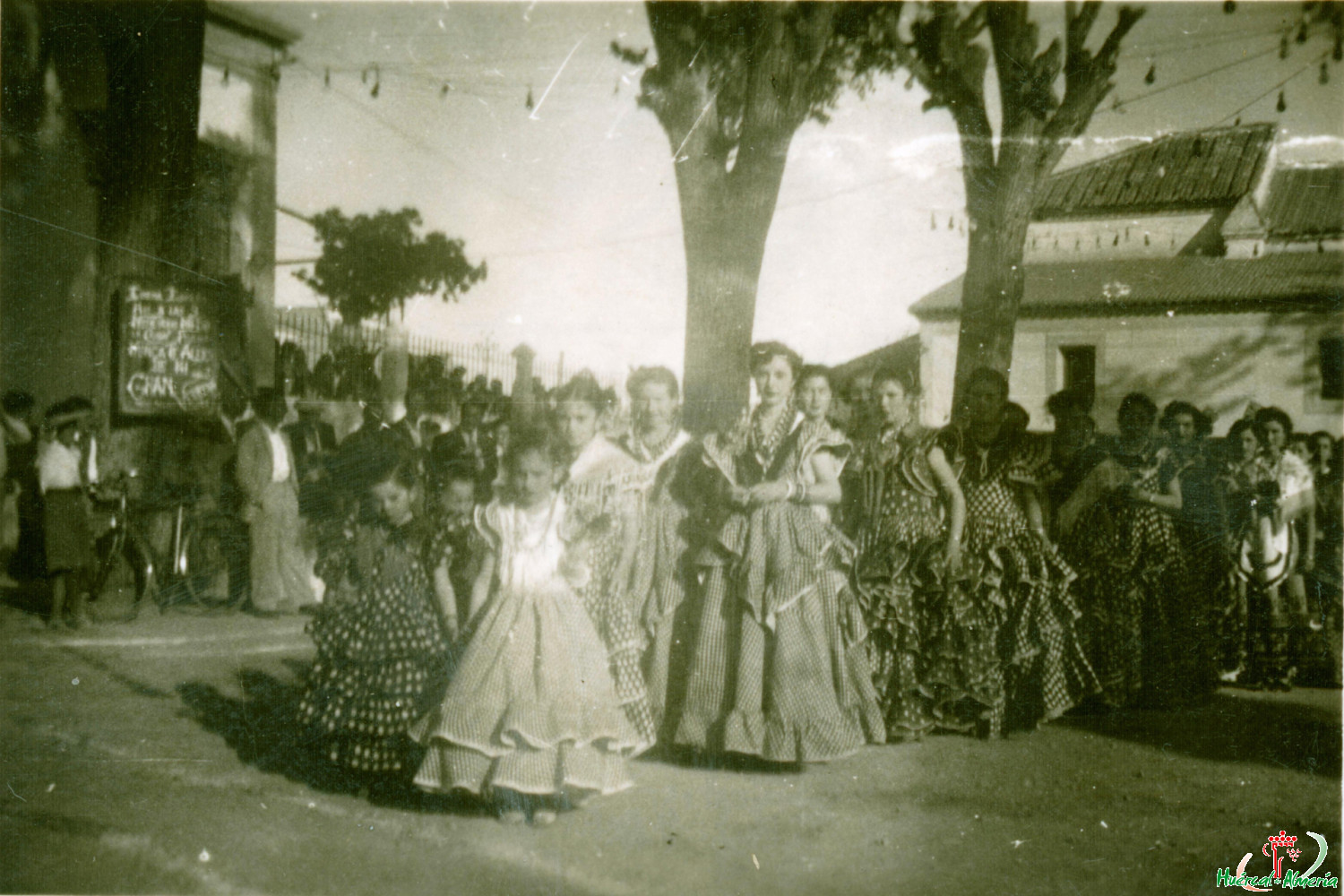 Bailes regionales en las fiestas. 1954