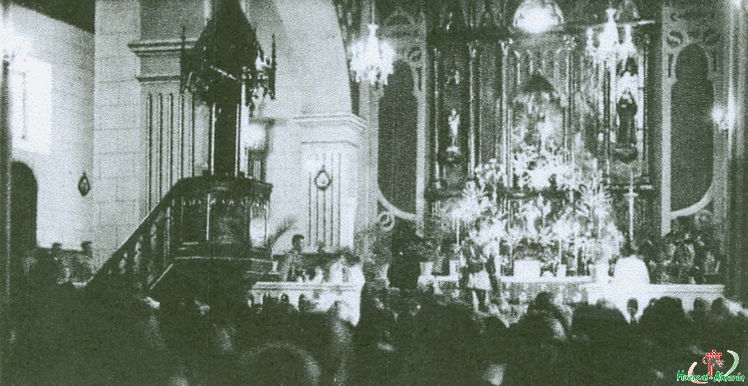 Retablo de madera en la Iglesia de Santa María. 1940/1949