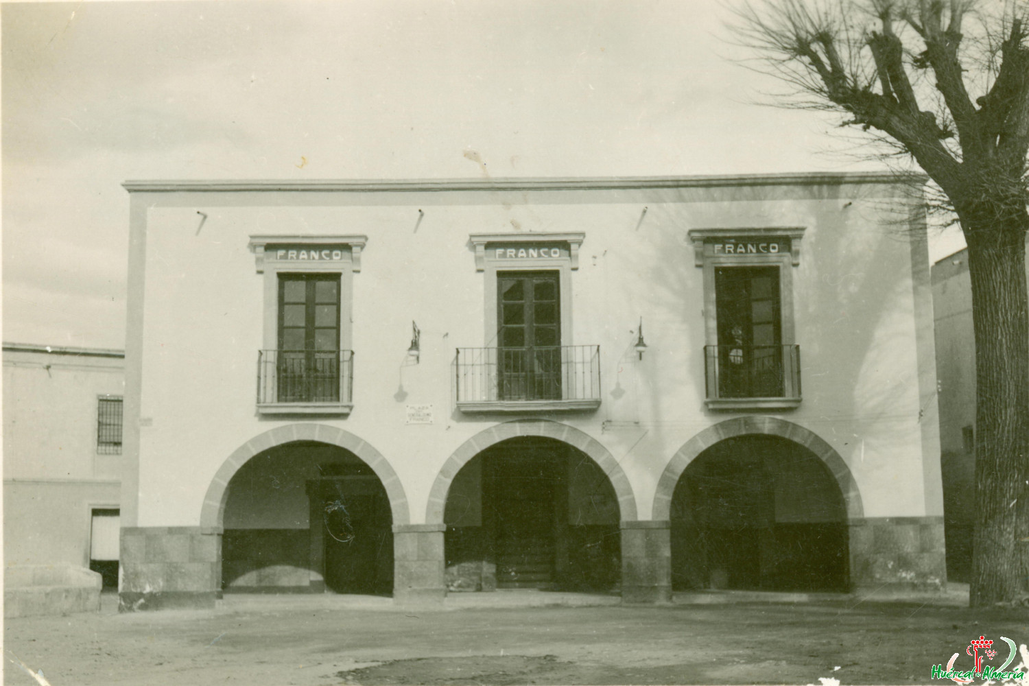 Fachada del Ayuntamiento de Huércal de Almería.1943