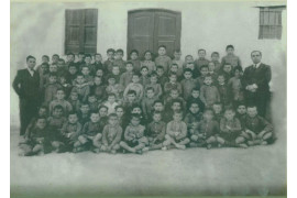 Grupo escolar. Escuela en C/ Las Palmeras. 1920