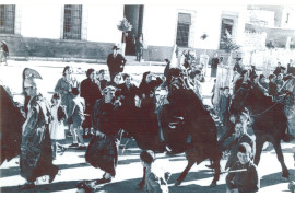 Cabalgata de los Reyes Magos de la Sección Femenina.1945