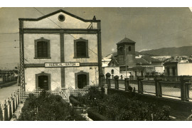 Estación del tren y el cine de Huércal